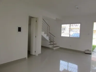 Sobrado com 3 Quartos à venda, 72m² no São Lucas, Viamão