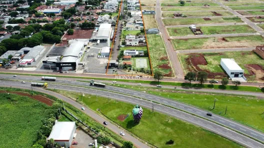 Casa de Condomínio com 3 Quartos para alugar, 261m² no Conjunto Habitacional Renato Ungari, Marialva