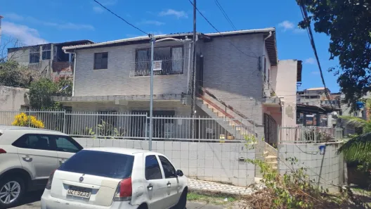 Casa com 3 Quartos à venda, 60m² no São Caetano, Salvador