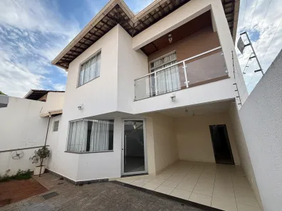 Casa com 3 Quartos para alugar, 420m² no Angola, Betim