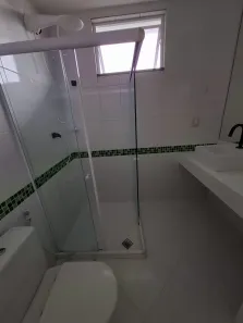 Casa de Condomínio com 5 Quartos para alugar, 370m² no Busca Vida (Abrantes), Camaçari