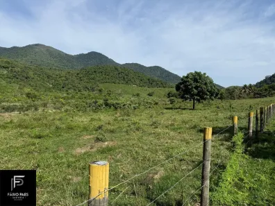 Fazenda/Sítio com 4 Quartos à venda, 490000m² no , Casimiro de Abreu