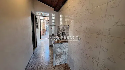 Sobrado com 3 Quartos à venda, 190m² no Parque São Luís, Taubaté