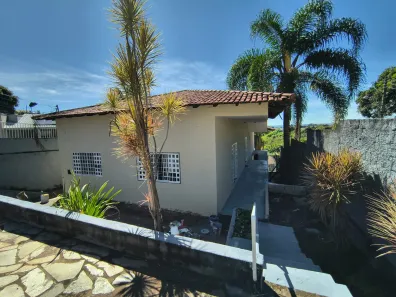 Casa com 6 Quartos à venda, 480m² no Areal, Brasília