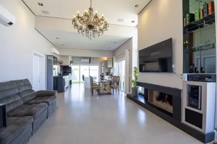 Sobrado com 3 Quartos à venda, 219m² no Sanga Funda, Nova Santa Rita