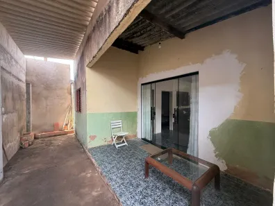 Casa com 3 Quartos à venda, 200m² no Arapoanga, Brasília