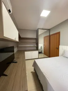 Sobrado com 4 Quartos para alugar, 550m² no Jardins Valência, Goiânia
