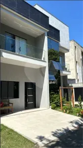Casa de Condomínio com 3 Quartos para venda ou aluguel, 400m² no Campo Grande, Rio de Janeiro