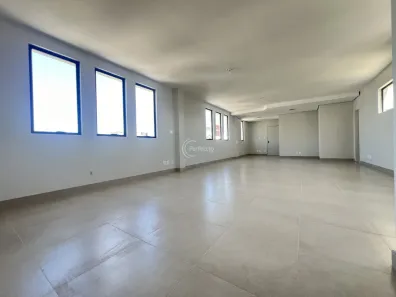 Sala Comercial para alugar, 75m² no Centro, Caxias do Sul