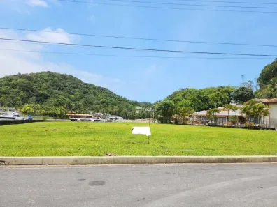 Lote/Terreno à venda, 2575m² no Balneario Praia do Perequê, Guarujá