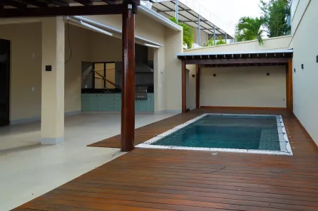 Sobrado com 5 Quartos para alugar, 400m² no Alphaville Flamboyant Residencial Araguaia, Goiânia
