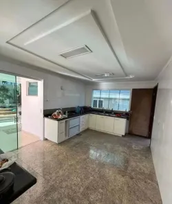 Casa de Condomínio com 4 Quartos para alugar, 250m² no Residencial Granville, Goiânia