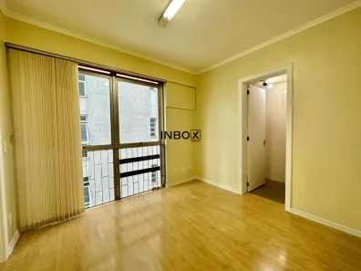 Sala Comercial para alugar, 49m² no Centro, Bento Gonçalves