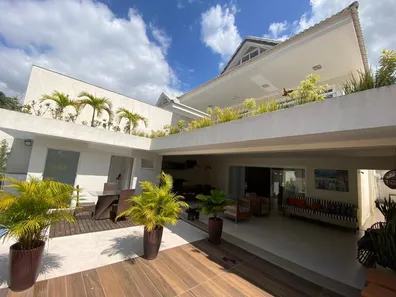 Casa de Condomínio com 5 Quartos para alugar, 370m² no Barra da Tijuca, Rio de Janeiro
