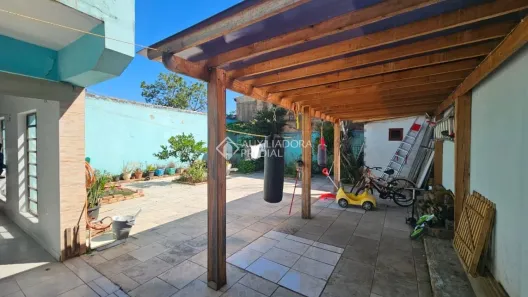 Sobrado com 6 Quartos à venda, 383m² no Centro, Guaíba