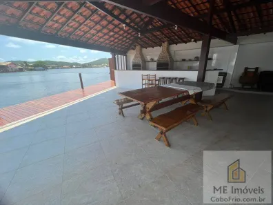 Casa de Condomínio com 2 Quartos para alugar, 100m² no Ogiva, Cabo Frio
