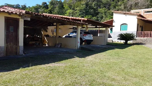 Fazenda/Sítio com 4 Quartos à venda, 200m² no Rio Seco (Bacaxá), Saquarema