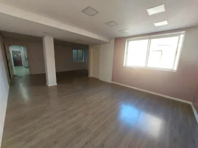 Sala Comercial à venda, 50m² no Centro, Caxias do Sul