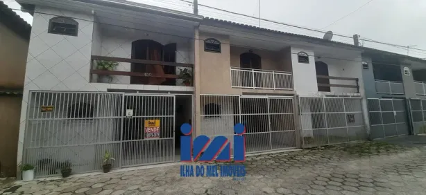 Sobrado com 3 Quartos à venda, 106m² no Bom Retiro, Matinhos