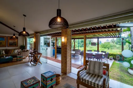Casa de Condomínio com 4 Quartos à venda, 241m² no Itapuã, Salvador