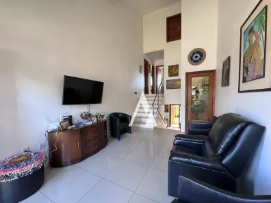 Sobrado com 2 Quartos à venda, 134m² no Centro, Nova Santa Rita