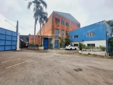Galpão/Depósito/Armazém para venda ou aluguel, 653m² no Jardim Emília, Embu-Guaçu