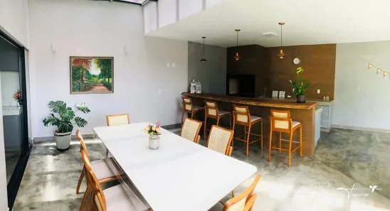 Casa de Condomínio com 3 Quartos à venda, 250m² no Fazenda Petrópolis - Residencial Monte Verde, Goiânia
