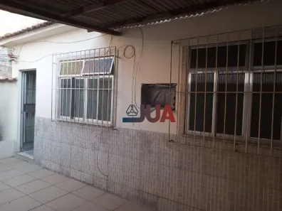 Casa com 2 Quartos para alugar, 54m² no Centro, Nova Iguaçu
