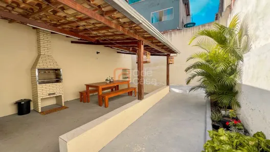 Casa com 3 Quartos para alugar, 150m² no Heliópolis, Belo Horizonte