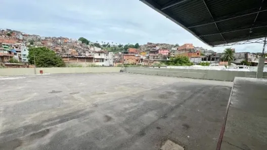 Galpão/Depósito/Armazém para alugar, 700m² no Fazenda Grande do Retiro, Salvador