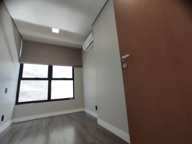 Sobrado com 3 Quartos para alugar, 600m² no Taguatinga Centro, Brasília