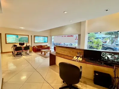 Ponto Comercial com 5 Quartos para venda ou aluguel, 300m² no Recreio dos Bandeirantes, Rio de Janeiro