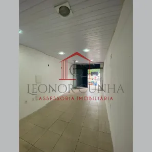 Ponto Comercial para alugar, 70m² no Vila Valqueire, Rio de Janeiro