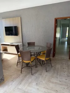 Casa com 3 Quartos para alugar, 250m² no Loteamento Portal do Sol II, Goiânia