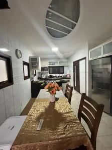 Sobrado com 4 Quartos à venda, 251m² no Capim Macio, Natal