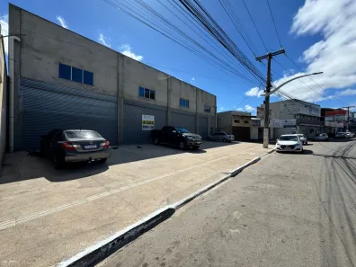 Sala Comercial para alugar, 911m² no Residencial Village Garavelo, Aparecida de Goiânia