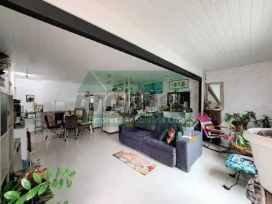 Casa com 5 Quartos para venda ou aluguel, 360m² no Dom Pedro I, Manaus