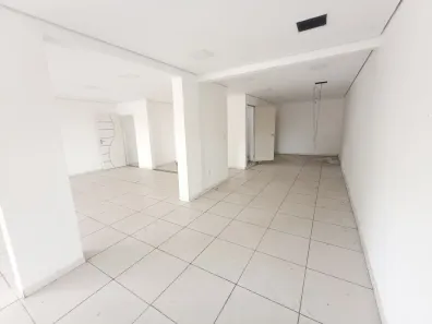 Prédio Comercial para alugar, 250m² no Chapada, Manaus
