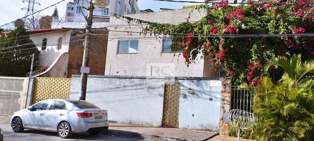 Casa com 5 Quartos à venda, 100m² no São Lucas, Belo Horizonte