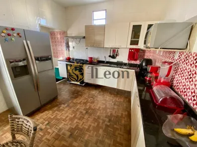 Casa com 3 Quartos à venda, 168m² no Brotas, Salvador