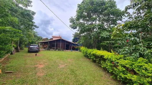 Fazenda/Sítio com 4 Quartos à venda, 250m² no , Caetanópolis