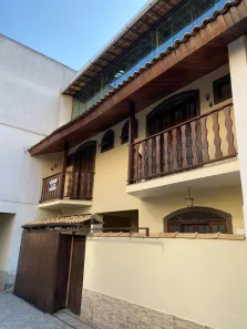 Casa de Condomínio com 3 Quartos para alugar, 150m² no Vila Valqueire, Rio de Janeiro