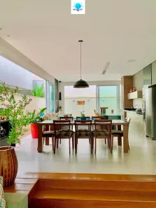Casa com 3 Quartos à venda, 227m² no Jardins Valência, Goiânia