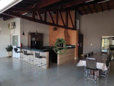 Casa com 2 Quartos à venda, 262m² no Centro, Araraquara