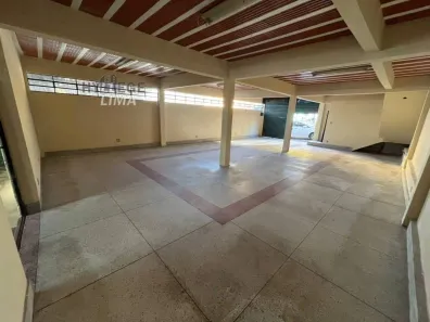 Ponto Comercial para alugar, 300m² no Santa Tereza, Belo Horizonte