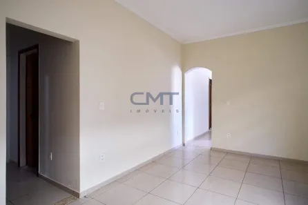 Casa com 3 Quartos para alugar, 220m² no Santa Efigênia, Belo Horizonte