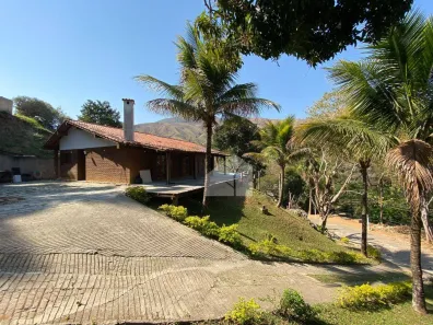 Fazenda/Sítio com 3 Quartos à venda, 14000m² no Posse, Petrópolis