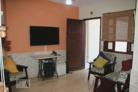 Sobrado com 4 Quartos à venda, 72m² no Guaiúba, Guarujá