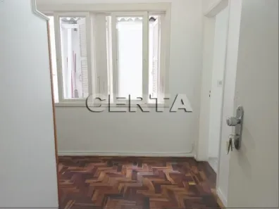 Kitnet para alugar, 39m² no Farroupilha, Porto Alegre