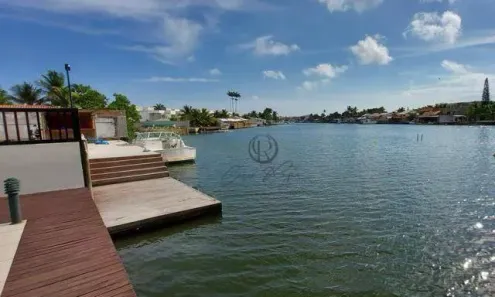 Casa de Condomínio com 3 Quartos para venda ou aluguel, 140m² no Peró, Cabo Frio